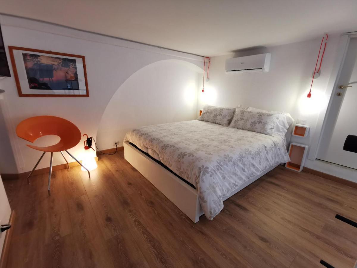 Likehome Milano - Via Scaldasole Loft Милан Экстерьер фото