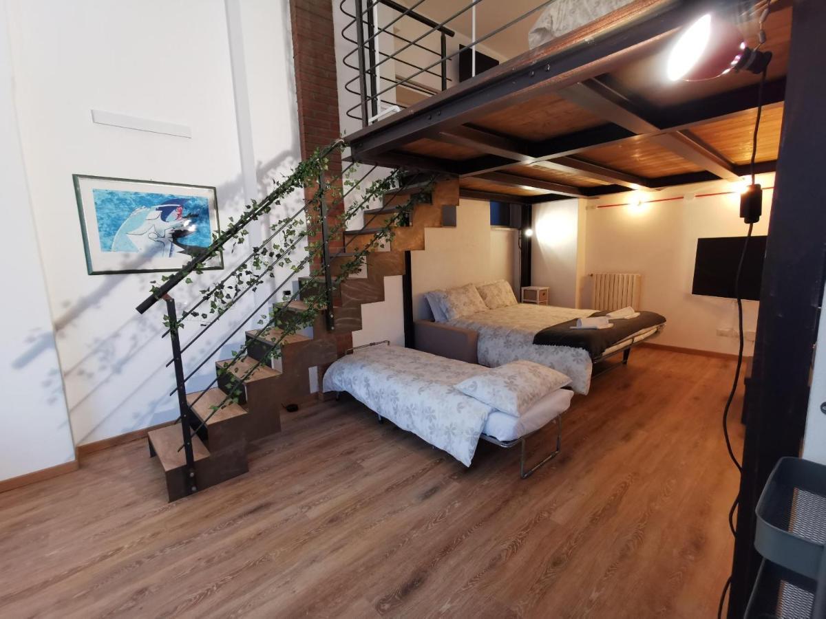 Likehome Milano - Via Scaldasole Loft Милан Экстерьер фото
